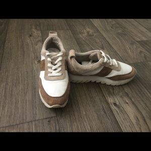 Platform sneakers by Zara